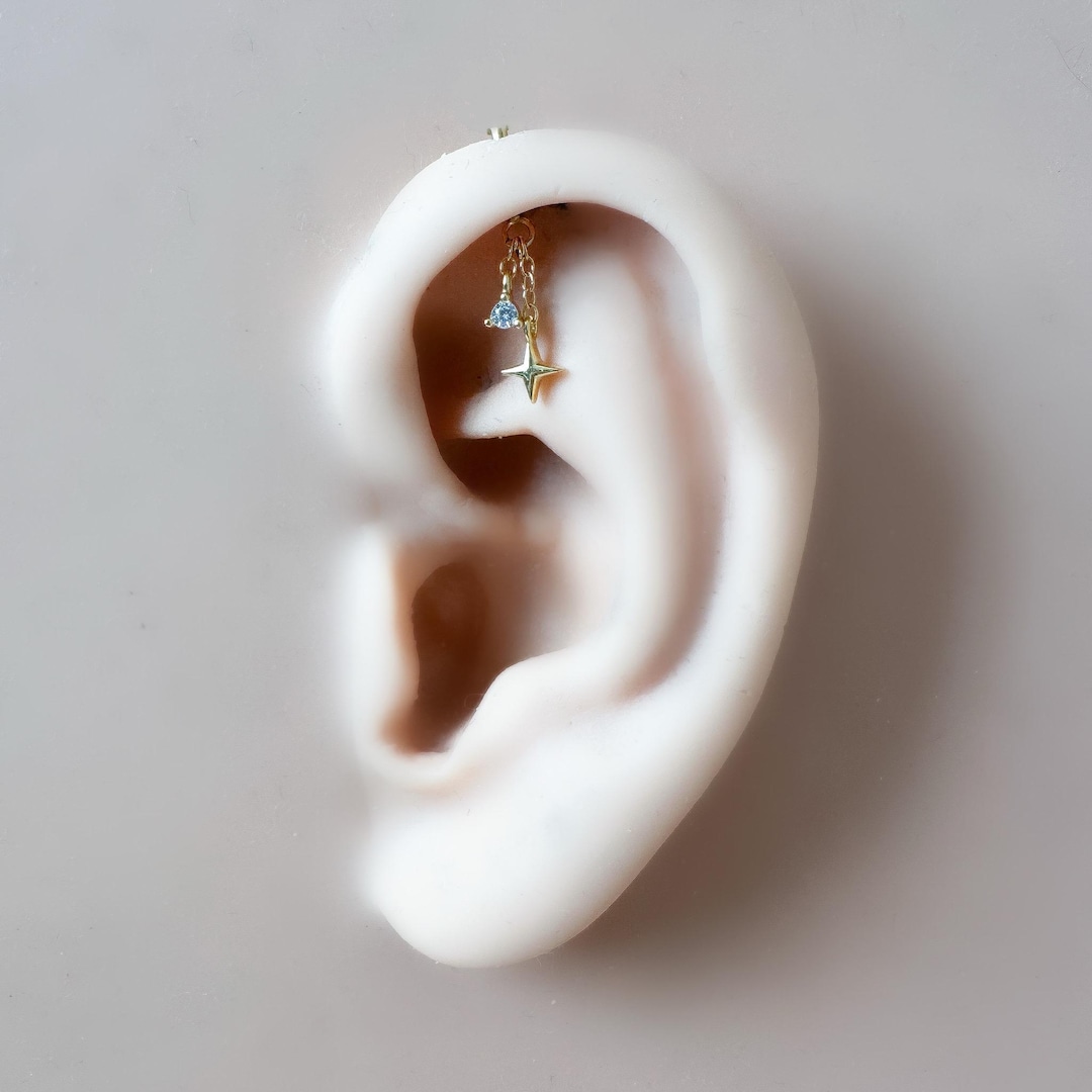 Dainty Dainty Star and CZ F136 Titanium 16G 18g Push Pin Flat Back Vertical Helix Piercing, Vertical Rook Piercing, Hidden Rook, Flat Pierce - Etsy Japan