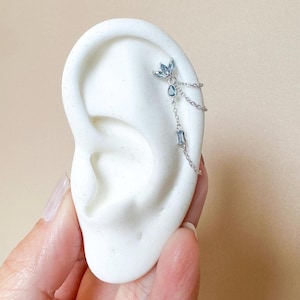 Dainty triple chain dusty blue cz helix piercing 20g, cartilage piercing, hoop huggies, body piercing, chain earrings, helix hoops