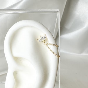 Dainty Double Chain Helix Piercing, cartilage piercing, hoop huggies, body piercing, chain earrings, helix hoops, minimalist