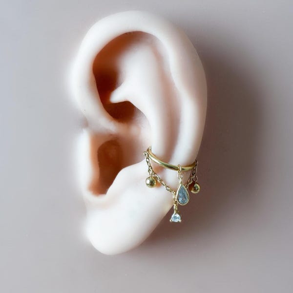 Piercing de caracola de cadena única con circonita cúbica esmeralda Selene delicada de 14 g, 16 g, 18 g, 6 mm-12 mm, pendiente de caracola, piercing de cadena, aro de hélice, clicker de acero quirúrgico