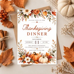 Uitnodiging voor het Thanksgiving-diner, met bloemen, pompoenen en herfstbladeren, bewerkbare Canva-sjabloon, 5x7 inch