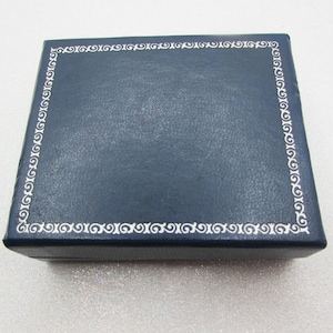 Vintage Navy Blue & Silver Vine Design Gift Presentation Case- Jewelry Box with Metal Hinges