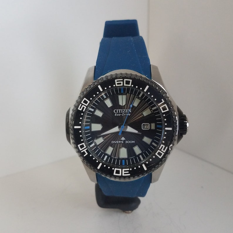 Citizen Eco-Drive 300 Meter Diver Watch Model E168-S070830 | Etsy