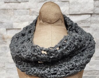 Cozy Crochet Everyday Gray Cowl