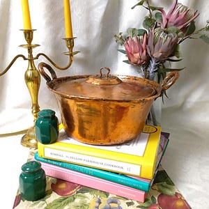 Hammered Copper Pot Antique Style Kettle Lid Hand Forged Primitive Kitchenware Lidded Tea Towel Storage Country Cottage Kitchen Accessories