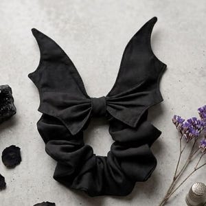 Bat Bow Scrunchies 3 Sizes, Bat Hair Bow Sewing Pattern, Bat Head Piece, Scrunchie Pattern, Printable PDF, Digital Sewing Pattern