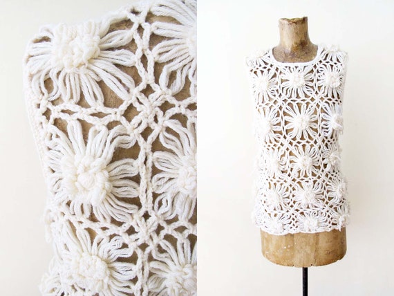 Vintage 60s Cream White Floral Crochet Knit Vest … - image 1