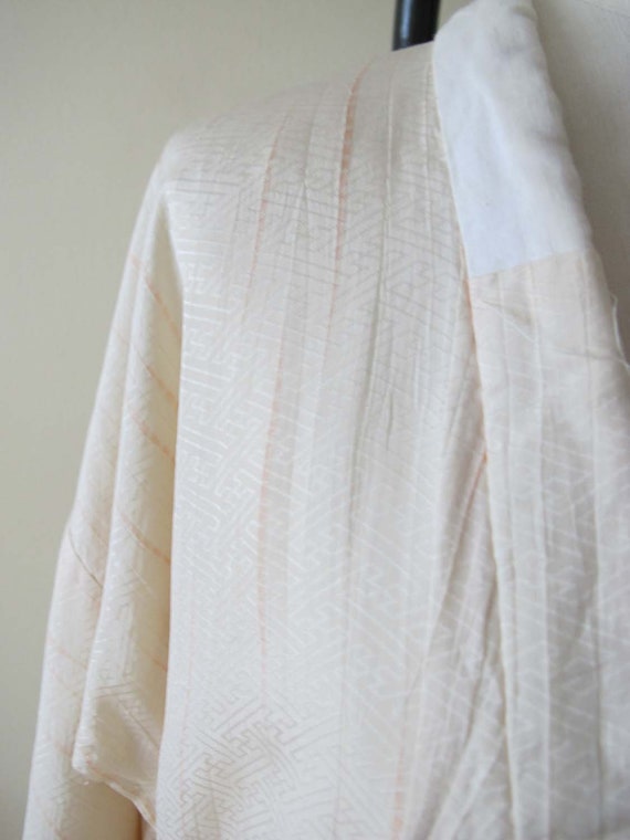 Vintage Japanese Silk Kimono Robe - Cream Off Whi… - image 4