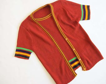 Conjunto de dos piezas de punto a rayas de los años 70: cárdigan marrón rojizo vintage