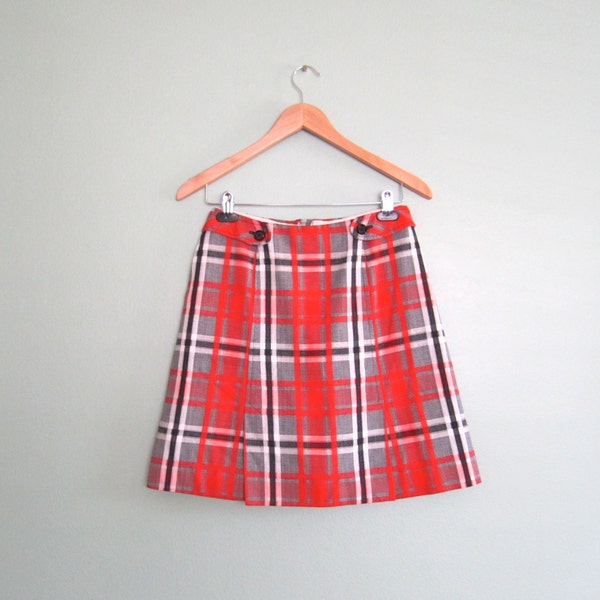 1960s skirt/ 60s plaid mini skirtt/ red and black plaid skort skirt S-M