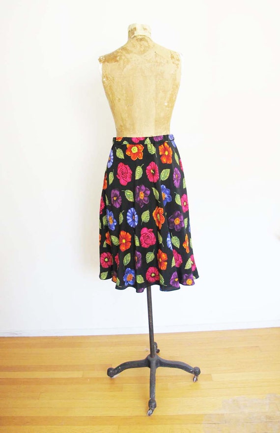 Vintage 90s 2000s Flower Print Black Silk Skirt S… - image 3