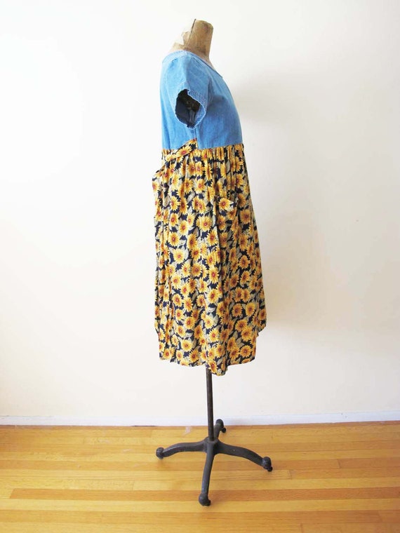 Vintage 90s Denim and Sunflower Mini Dress S - 19… - image 2