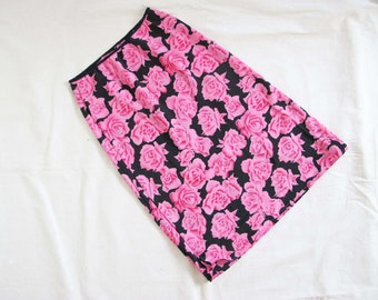 Vintage 2000s Pink Black Rose Print Elastic Waist Skirt S - Y2K Girly Cute Pencil Midi Length Skirt