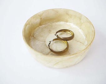 Vintage Capiz Shell Bowl - White Shell Round Catchall Coin Dish Key Holder - Minimalist Home - Best Friend Gift