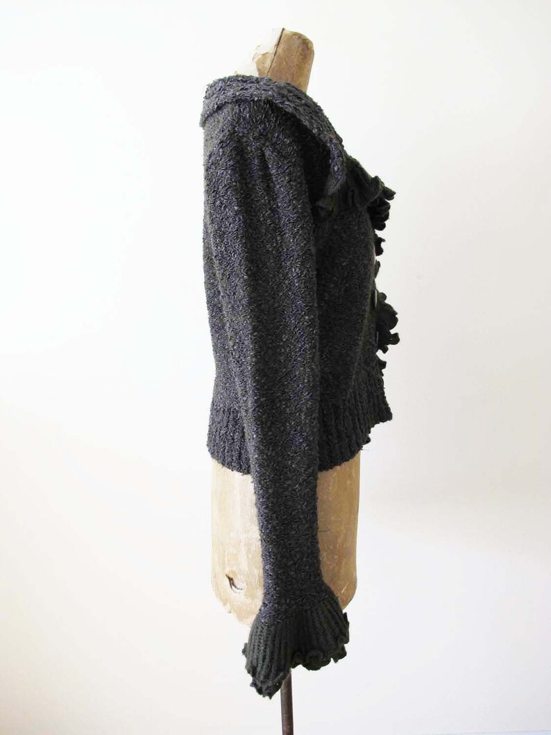 Vintage 2000s Fairy Grunge Knit Boucle Womens Cardigan XS S Y2K Crochet Ruffle Sleeve Sweater image 3