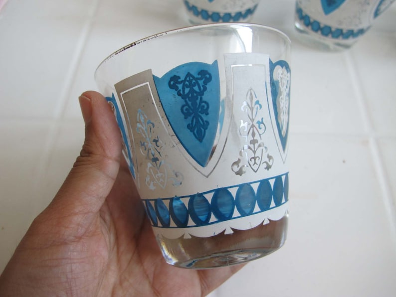 Vintage Fleur De Lis Tumbler Glasses Set 4 Blue White French Rustic Short Cocktail Drinking Glasses Vintage Barware Moroccan Tea image 5