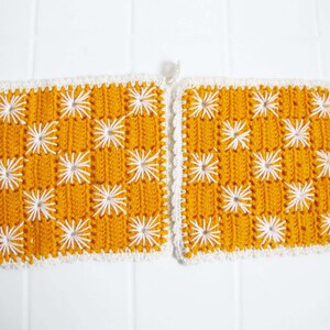 Vintage Crochet Pot Holders Set of 2 1960s Orange White Patchwork Knit Kitchen Cloth Trivet Retro Shabby Chic Kitchen image 2