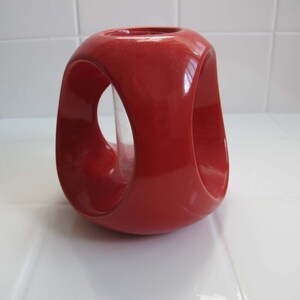 Vintage 80s Red Donut Cut Out Bud Vase Post Modern Decor Best Friend Gift Plant Cutting Holder Propagation Vessel image 3
