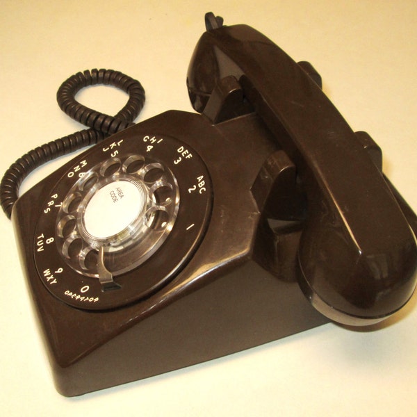 STROMBERG-CARLSON Rotary Dial Telephone Chocolate Brown