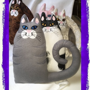 Large Cat Cushion with Curly Tail for the Jumbo hoop 14x14inch/360x360mm  or the Large hoop 360x200mm(2 hoopings)