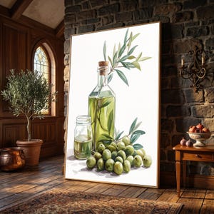 Op de afbeelding: Een verticale rechthoekige wandkunstprint met een aquarelillustratie van een doorzichtige glazen fles gevuld met olijfolie, een kleine glazen pot met olie en een tros groene olijven met bladerrijke takken op een witte achtergrond.