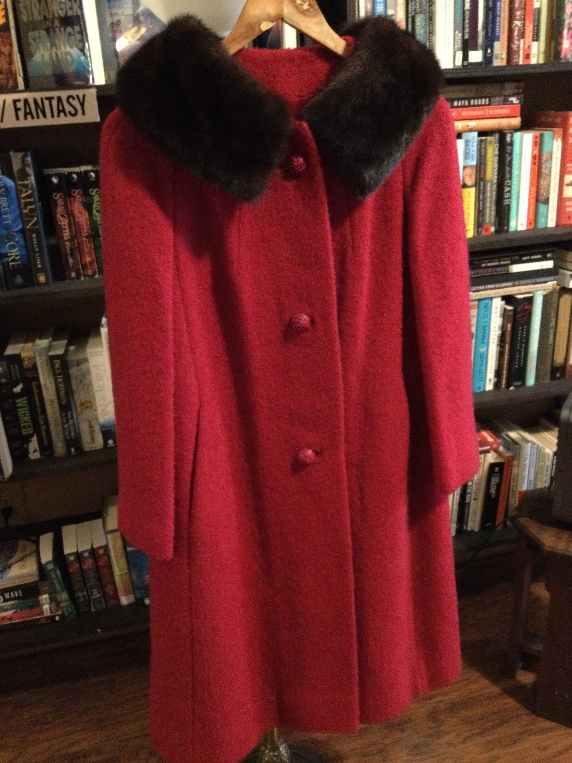 Beautiful Vintage Coat with Fur Collar / Vintage Coat / Unique Etsy