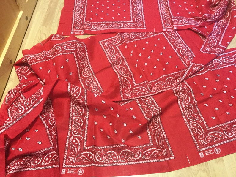 SALE / Twelve Feet of Vintage Bandana Material / Classic Red Etsy