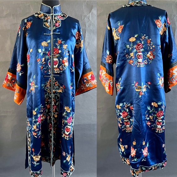 Antique Chinese Cobalt Blue Silk Robe, early 20th… - image 4