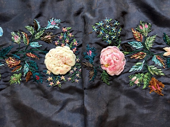 Rare 1830's-40's Ribbon-Embroidered Antique Silk … - image 2