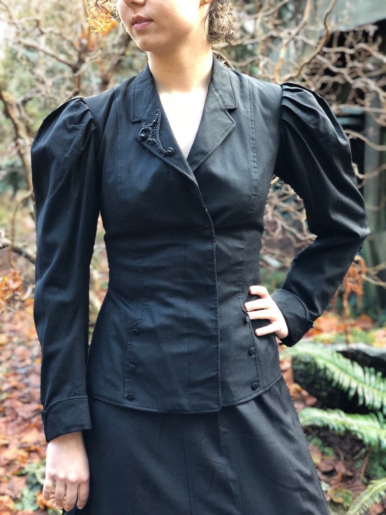 Edwardian 1905 Fine Black Wool Tailored Walking Jacket With Edwardian 1905 Fine Black Wool Tailored Walking Jacket With