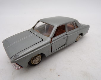 70's Yonezawa Japan 1/40 Diapet Toyota Crown Super Deluxe Diecast Sedan