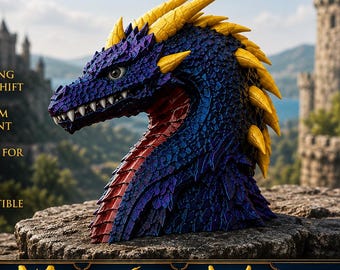 以下が含まれることがあります： デュアルおよびトライカラーPLAフィラメントで作られた色が変わるドラゴンの胸像。彫刻は、明るい黄色の角と赤い首の裏側を持つ、濃い青と紫の質感のある頭部が特徴です。テキストには、COLOR SHIFTING DRAGON BUST、DUAL & TRI-COLOR PLA FILAMENT、MEDIEVAL FANTASY DECOR、STUNNING COLOR SHIFT、PREMIUM PLA PRINT、PERFECT FOR DISPLAY、UNIQUE COLLECTIBLE、DISPLAY. DECORATE. INSPIRE.、BUILT TO IMPRESSが含まれています。