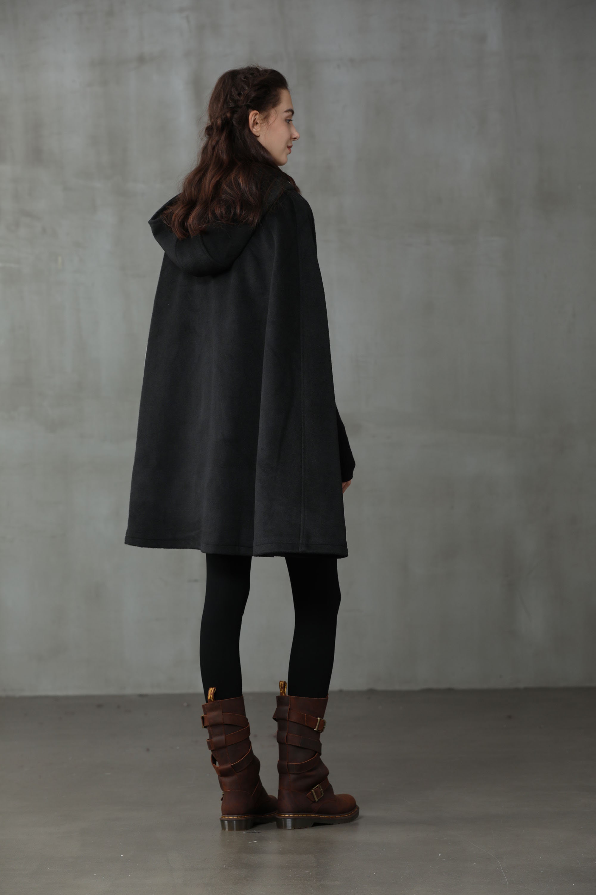 Vintage Valentino Black ニットロングケープ マント il_fullxfull.2516705262_8r0i.jpg