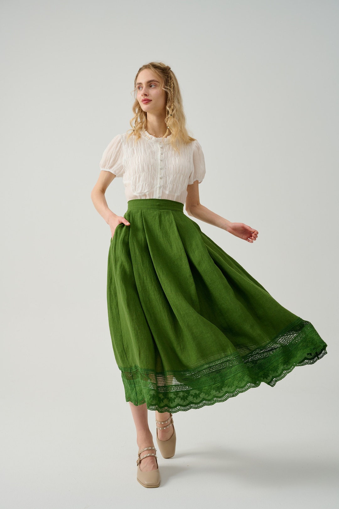 Lace Embroidered Linen Skirt in Green, Aline Skirt, Vintage Skirt, Flared Linen Skirt, Summer