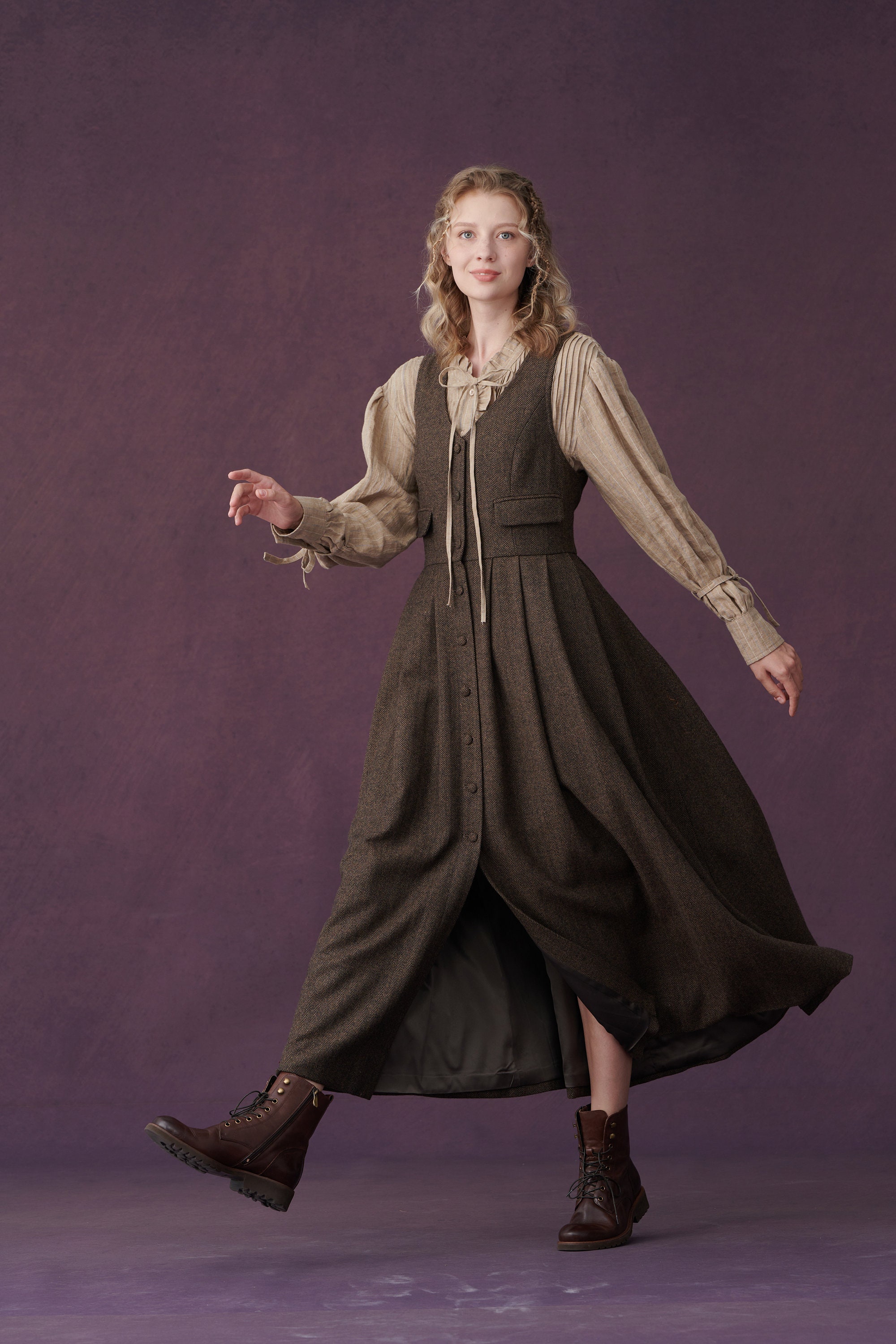 Dark Amber 11 | Academia wool dress – Linennaive
