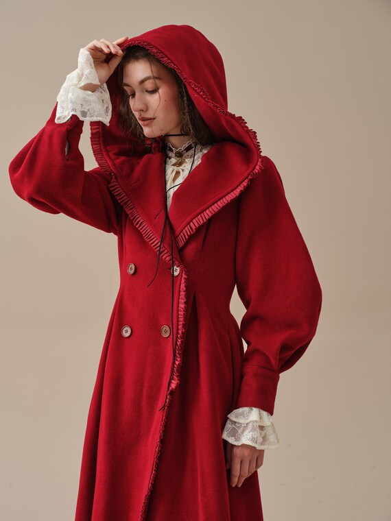 Abrigo 2025 rojo capucha