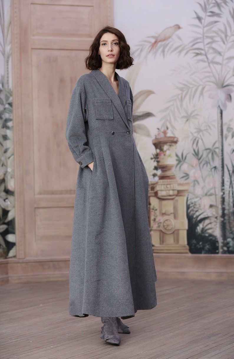 gray wool coat 100% cashmere coat maxi coat in gray black image 0