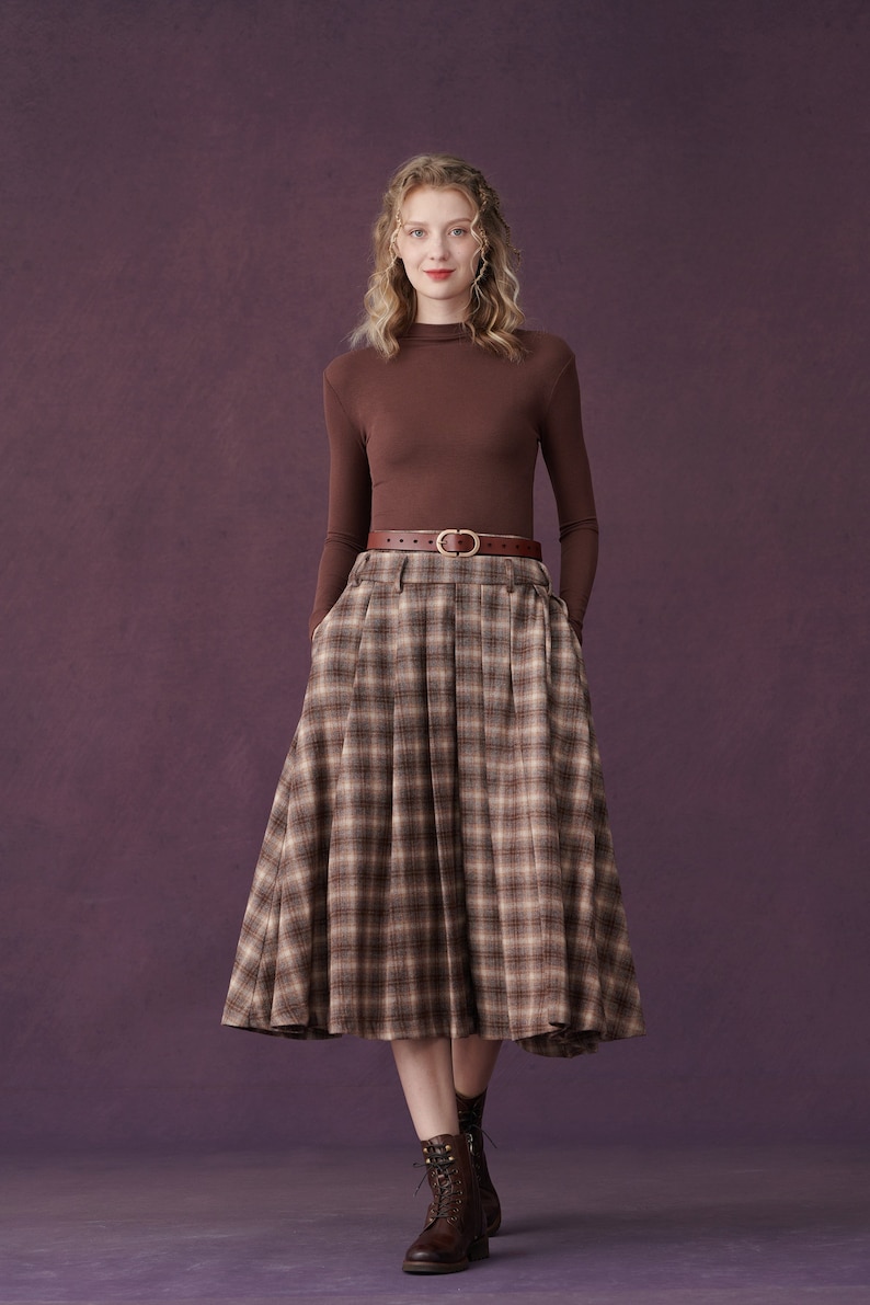 Edwardian Ladies Clothing – 1900, 1910s, Titanic Era     Check wool skirt in brown tartan skirt pleated wool skirt vintage linen skirt wool winter skirt midi wool skirt | Linennaive  AT vintagedancer.com