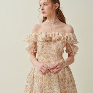 Feenhaftes geblümtes Leinenkleid, Rüschen Leinen Spitzenkleid, Maxi Kleid, Mittelalter Kleid, viktorianisches Kleid, Abendkleid | Leinen