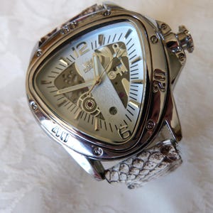 Driehoekig herenhorloge van leer, pythonleer
