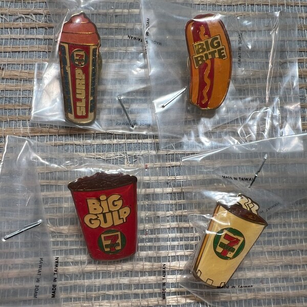 Vintage 7 Eleven Hat Pin Lot Slurpee Slurp Big Gulp Big Bite Hot Dog Coffee Cup Lapel 7-ll