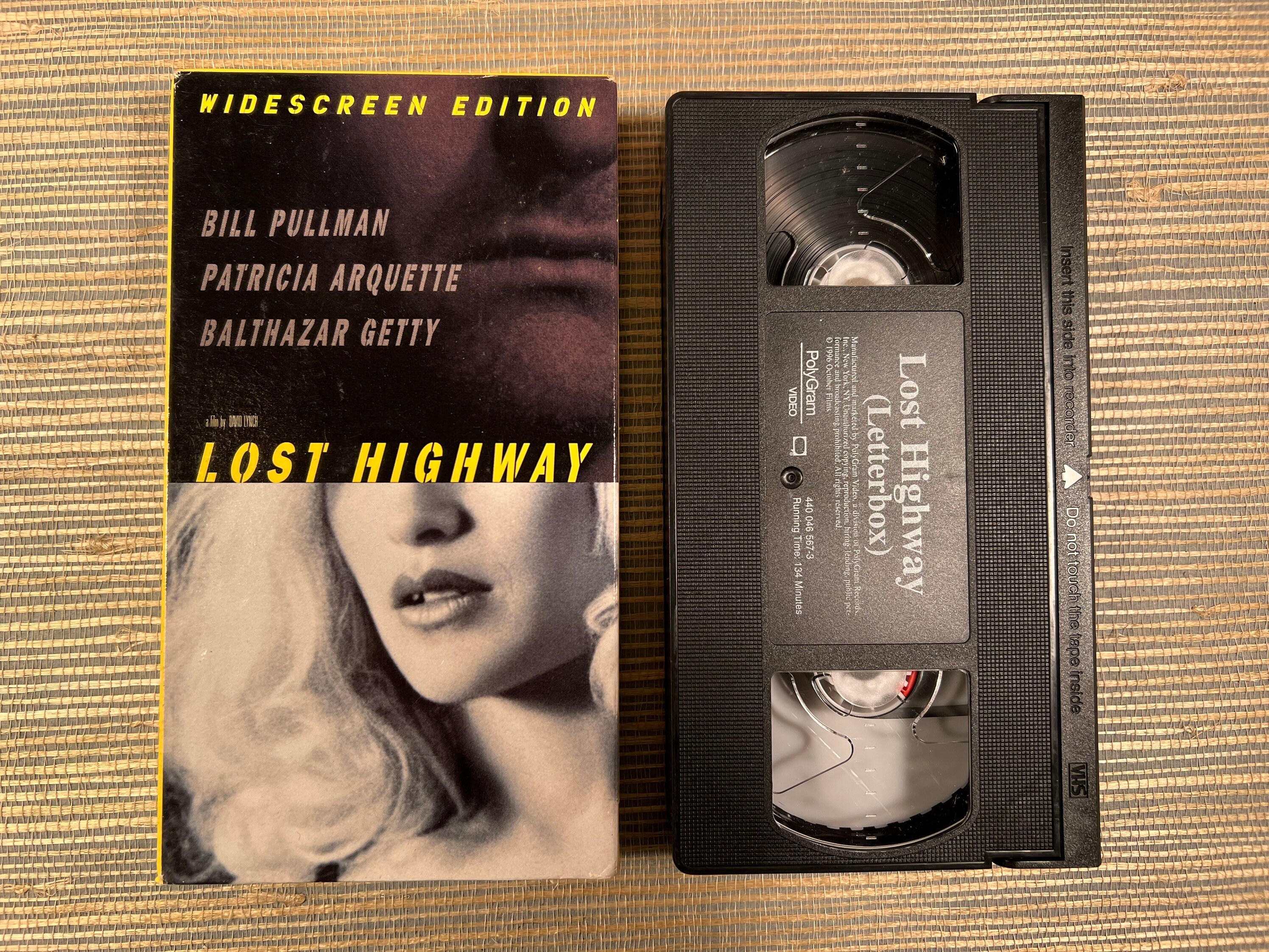 【E10503】ロスト・ハイウェイ Amazon.com: Lost Highway [Blu-ray] : Bill Pullman, Patricia