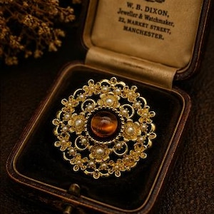 【希少】BOUCHER ブーシェ ブローチ フェイクパール ゴールド Boucher brooch - Etsy 日本