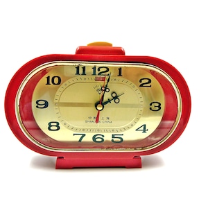 Vintage mechanical alarm clock Shanghai Made in China 60-70 years