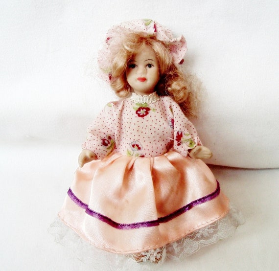Vintage Porcelain Bisque Doll Hand Made Box and Marking 