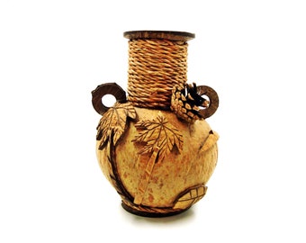 Vintage wooden vase made of coconut NOS