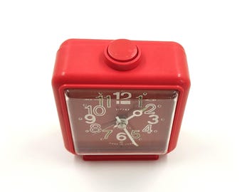 Vintage Mechanical Alarm Clock VITYAZ 4 Jewels - Etsy