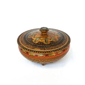 Vintage wooden box Handmade pyrography Trinket box 50s