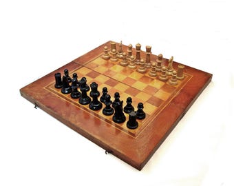 Vintage Chess & Backgammon Woode game board