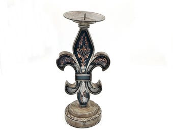 Candelabro vintage de aluminio Flor de lis